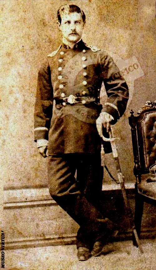 Oficial del 2º de Línea, Edmundo Arcillón Clanchet