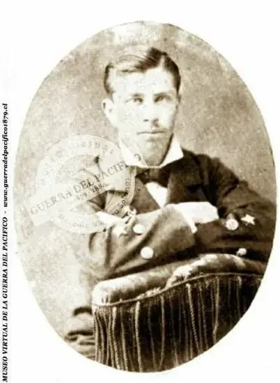 Aspirante Roberto Anacleto Goñi Simpson, el 8 de octubre de 1879 hizo tremolar en el mástil del monitor capturado, la primera bandera chilena. Llegó a General de división.