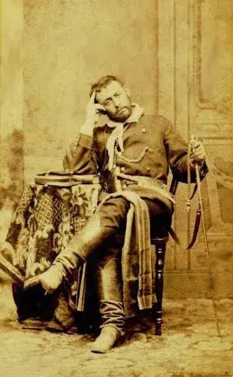 Oficial Pablo Marchant Fuentealba Destacado oficial chileno que participara de toda la guerra, especialmente destacado en la toma del Morro de Arica.